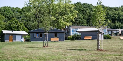 Hüttendorf Blick auf das Hüttendorf des Schullandheims